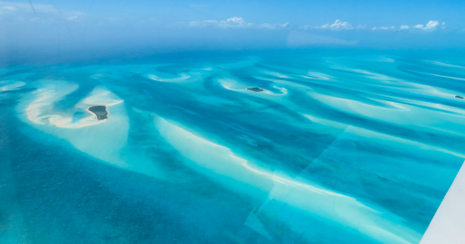 Take a private plane charter from Florida to Bahamas flights. Charter flights to Bahamas from Florida with Bahamas AIr Tours.