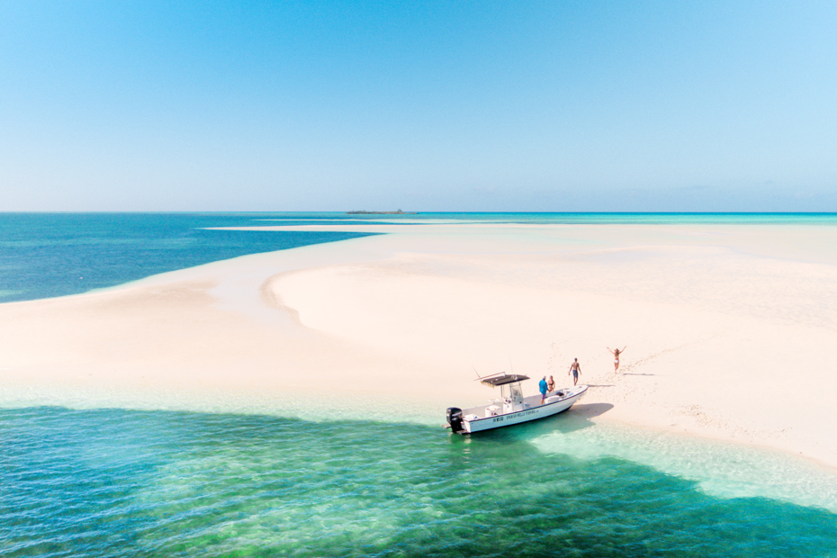 Eleuthera Bahamas Air Tours and visit the best beaches on Eleuthera Island.