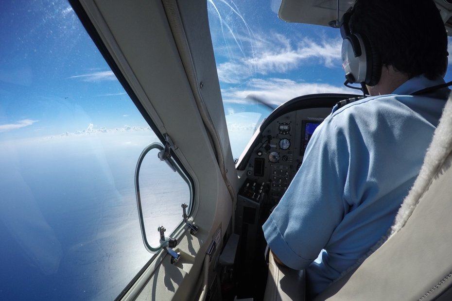 Flights to Bahamas Air Charter. Discover the Islands with Bahamas Air Tours and their charter flights from Florida to Bahamas.