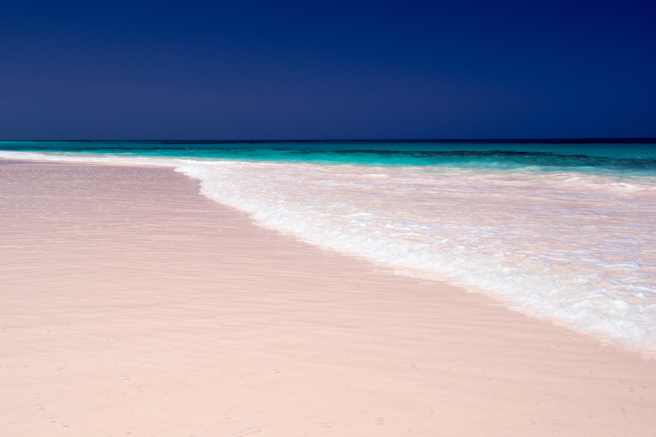 Pink Sands Beach Harbour Island Bahamas Eleuthera. Explore the best beaches in Bahamas with Bahamas Air Tours and flights to North Eleuthera from Florida