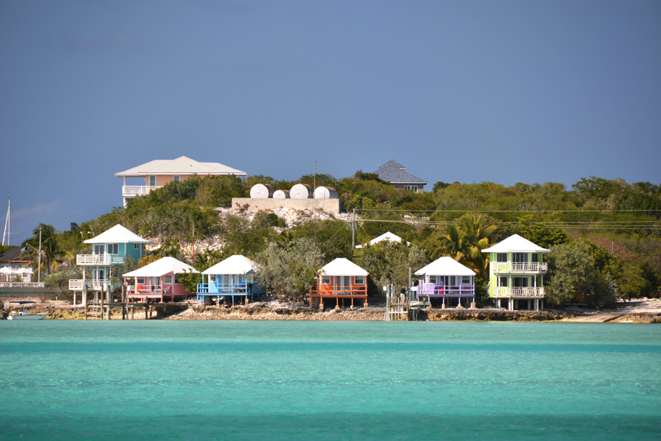 Step into another paradise on your Staniel Cay day tour. Staniel Cay Yacht Club is only one of the things to do in Staniel Cay.