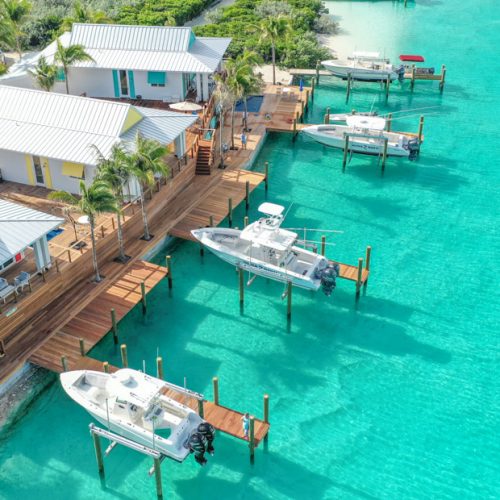For the most luxurious Staniel Cay Accommodation, stay at the Staniel Cay Villas on the waters edge of Staniel Cay Lagoon.