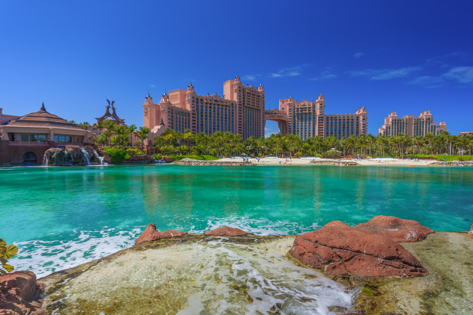 nassau day trips to paradise island, Atlantis Resort and Casino in Nassau New Providence. Take a Nassau to Exuma Day Trip by plane from Nassau to Exuma with Bahamas Air Tours.