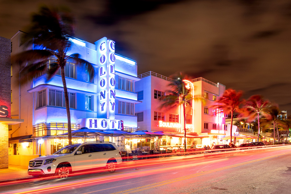 Best things to do in south beach miami Florida - enjoy a stroll down Ocean Drive; Miami Beach iconic art deco district, centrally located with many of the top things to do in Miami Beach, like South beach and Lumnus Park.