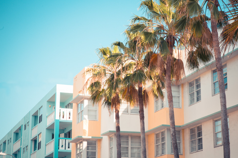 What to do in South Beach Miami Florida - visit the Art Deco district in South Beach, one of the most popular things to do in Miami Florida.