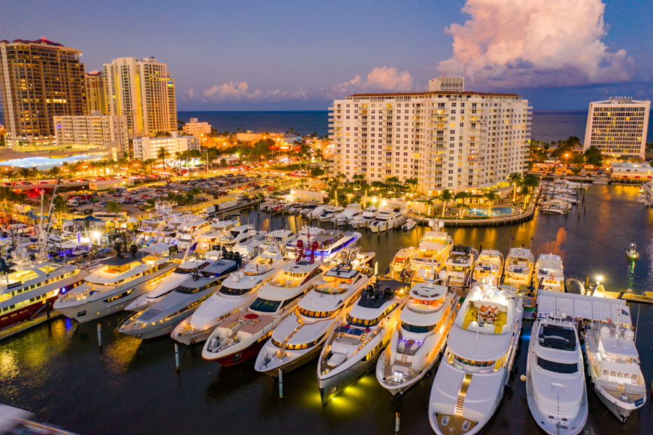 Day Trips from Miami Beach to visit the Fort Lauderdale boat show in Fort Lauderdale Florida. Best Miami Beach boat tours.