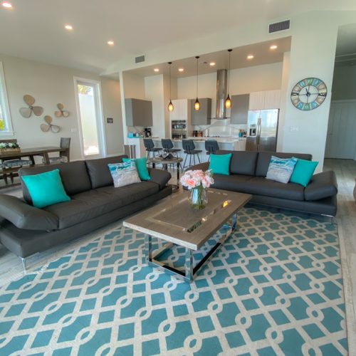 Staniel Cay Rental villas in Exuma Bahamas. Two bedroom luxury villas on the waters edge at Staniel Cay lagoon, close to Staniel Cay Airport.