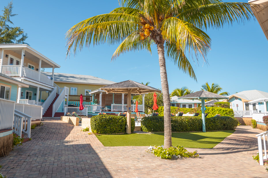 Embrace Resort is one of the Staniel Cay Hotels, offering rooms and private villas on Staniel Cay Bahamas.